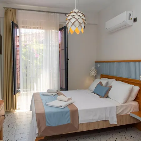 Wind Alasata Hostal